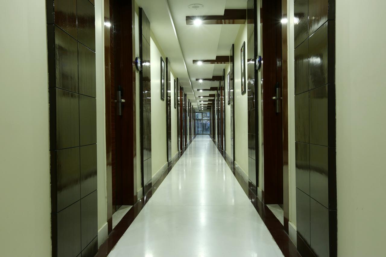 Hotel Sj International Guwahati Exterior foto